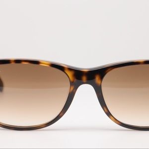 Ray-Ban New Wayfarer Classic Unisex Sunglasses - Tortoise/Brown